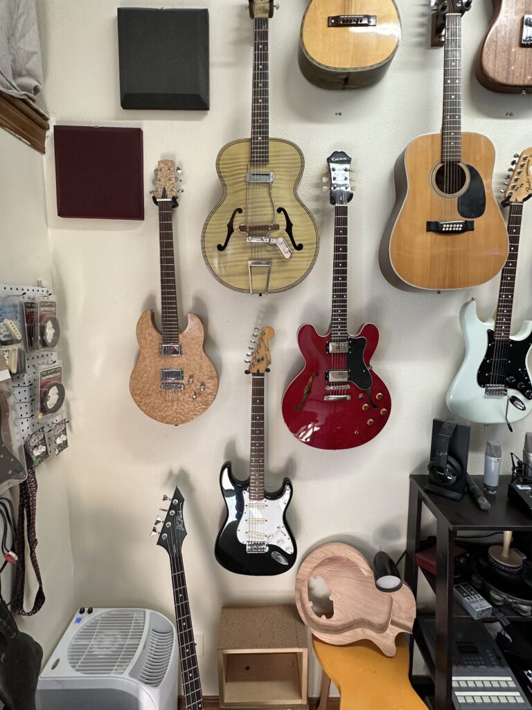 Gallery 1 – Glacier Guitars